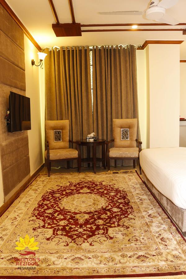 Shelton'S Rezidor Hotel Peshawar Exterior photo