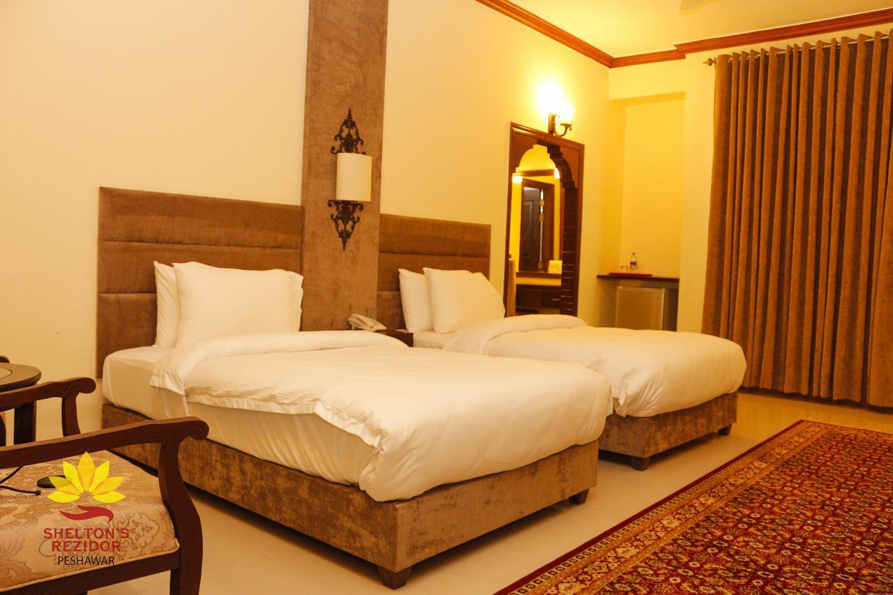 Shelton'S Rezidor Hotel Peshawar Exterior photo